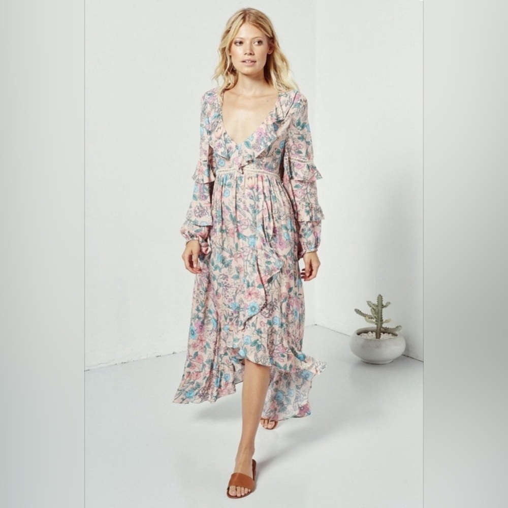 Spell & The Gypsy Sayulita Frill Gown in Musk – Size Medium